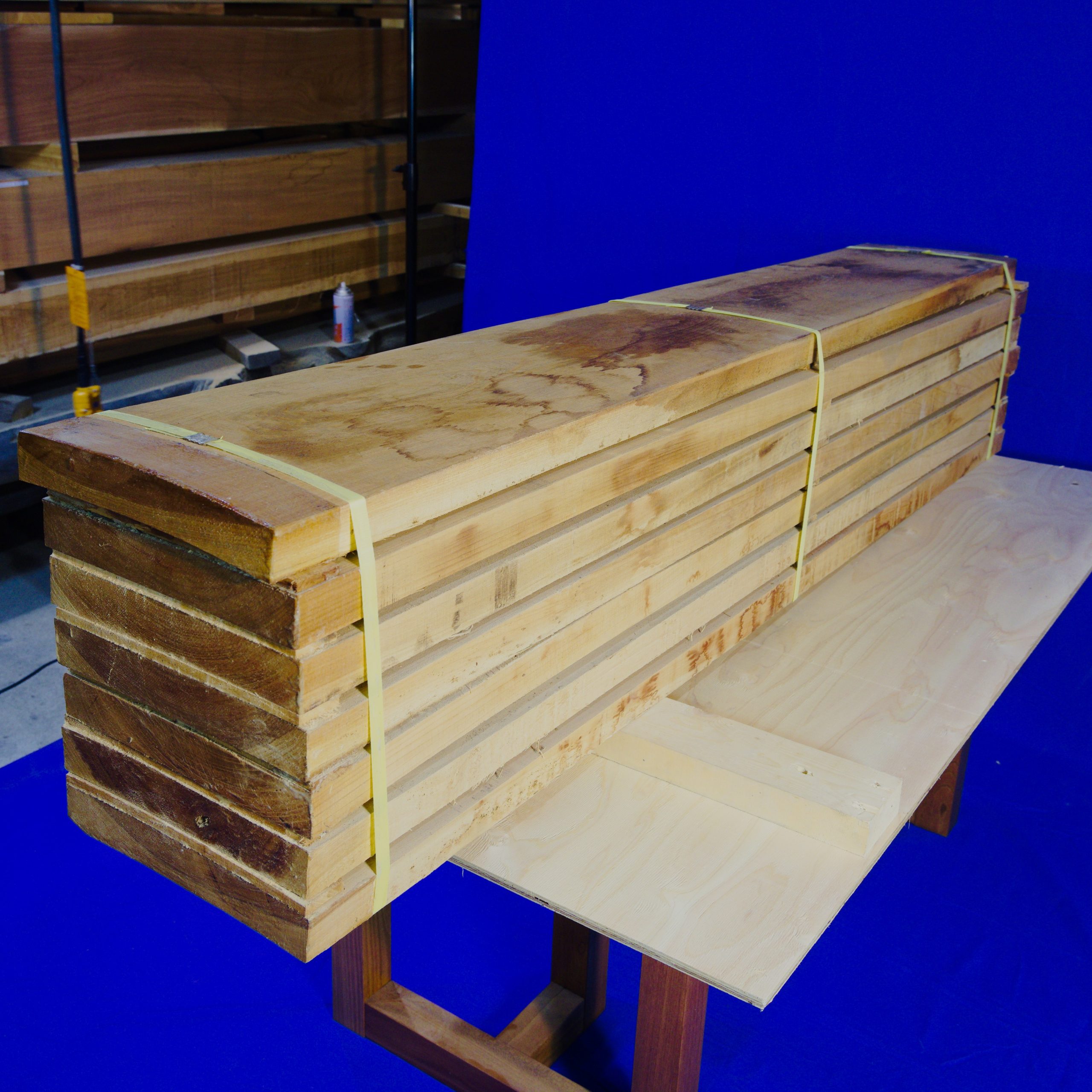 欅(けやき)段板